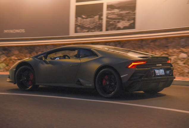 Lamborghini Huracán LP640-4 EVO