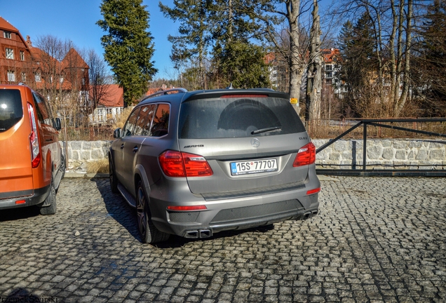 Mercedes-Benz GL 63 AMG X166