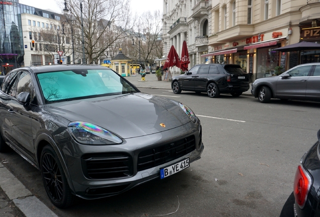 Porsche 9YA Cayenne GTS