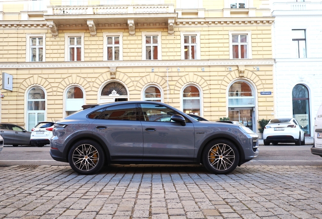 Porsche Cayenne Coupé Turbo E-Hybrid