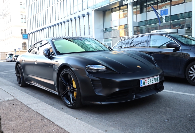 Porsche Taycan Turbo S MkI