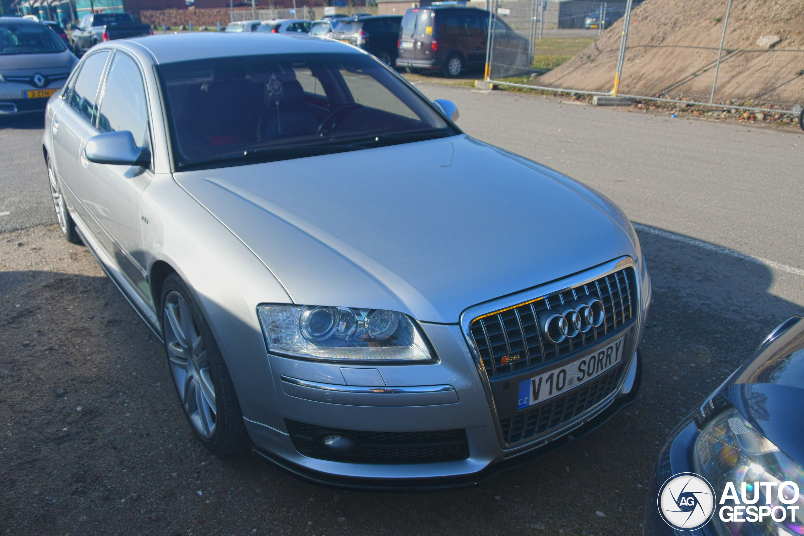Audi-rijder biedt zijn excuses aan op een bijzondere manier