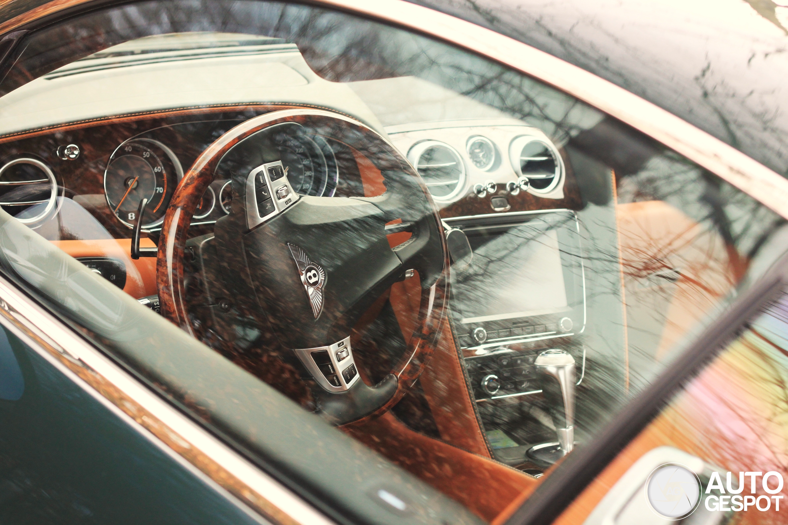 Bentley Continental GT V8
