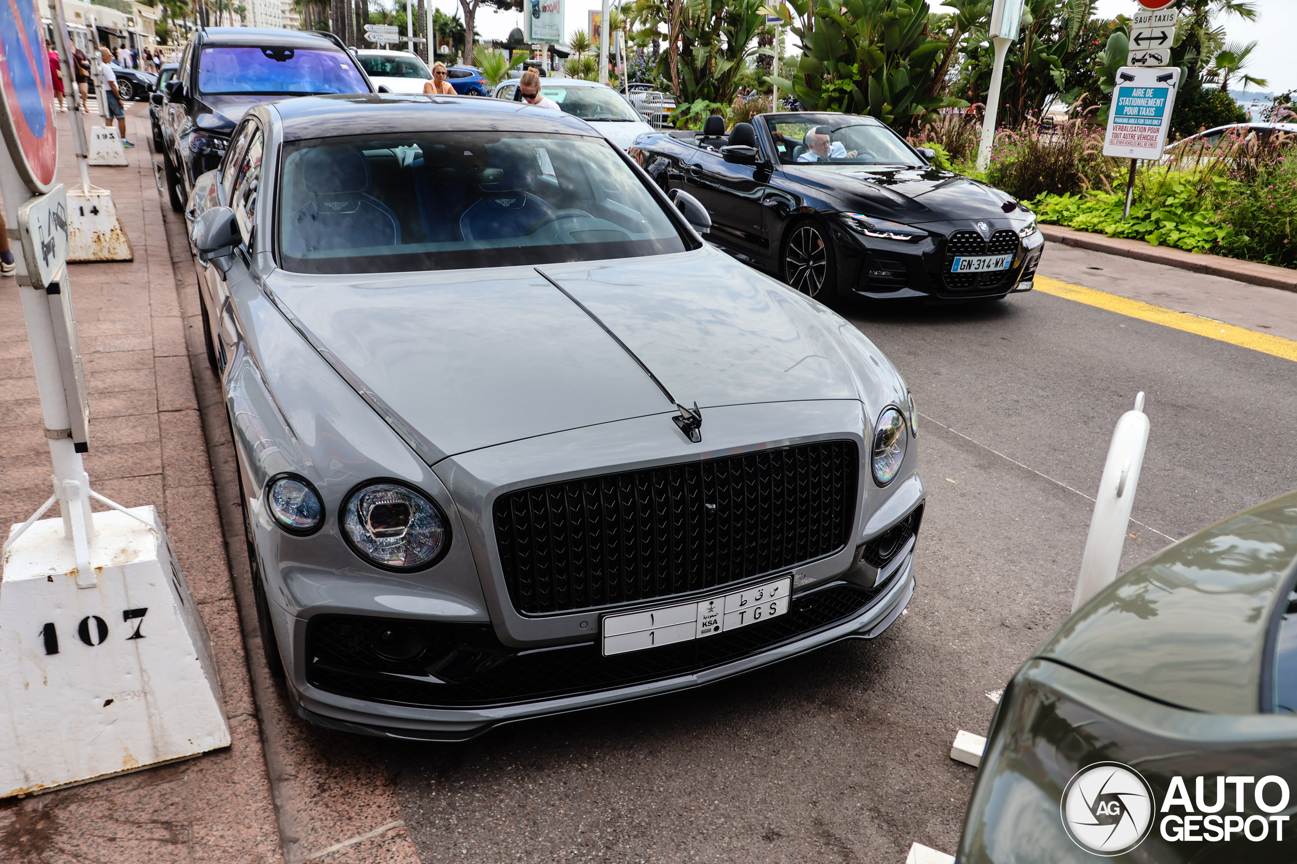 Bentley Flying Spur V8 S 2023