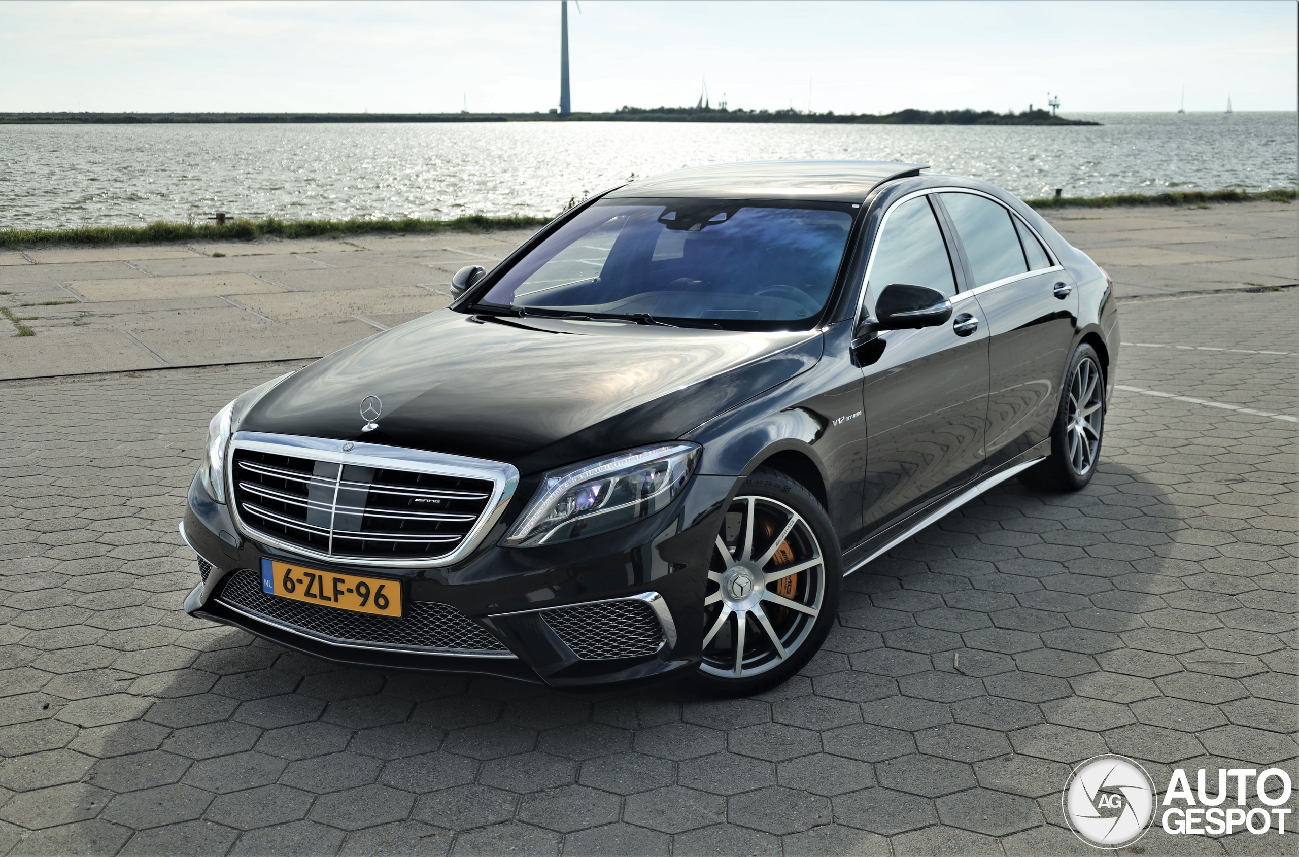 Mercedes-Benz S 65 AMG V222