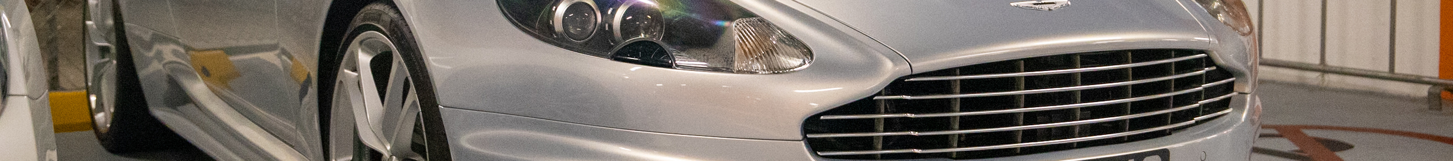Aston Martin DBS