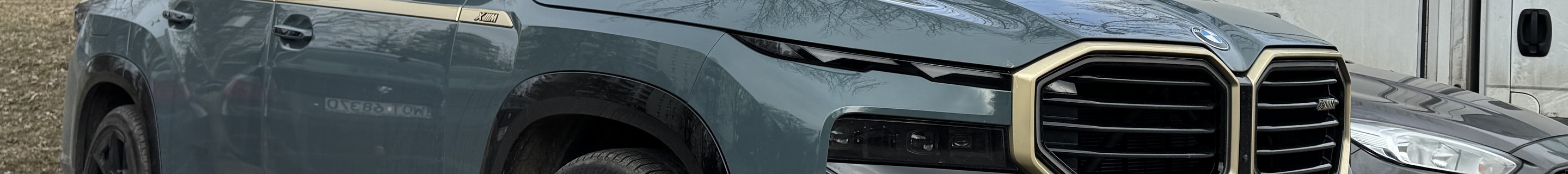 BMW XM G09
