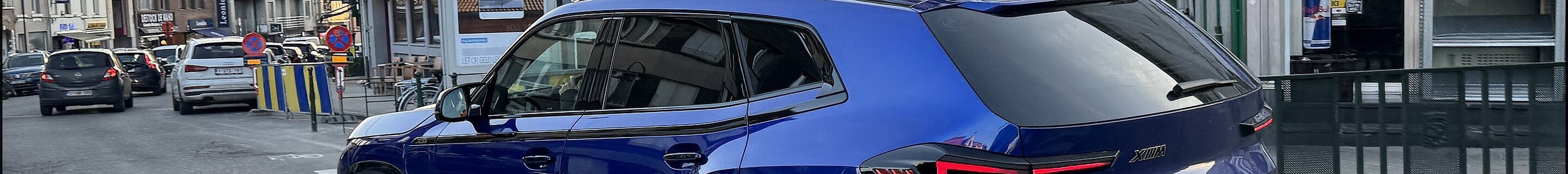 BMW XM G09