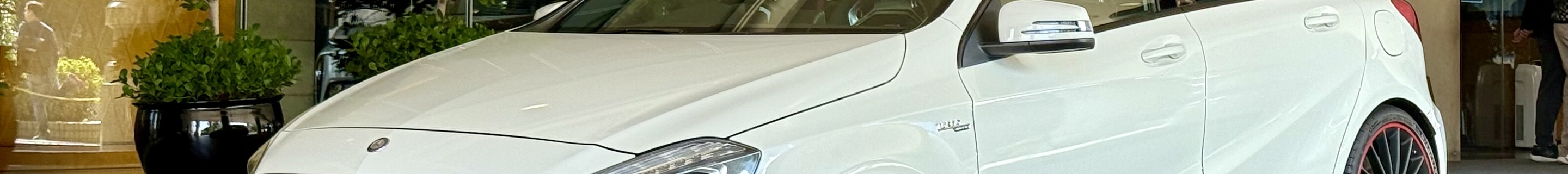 Mercedes-Benz A 45 AMG