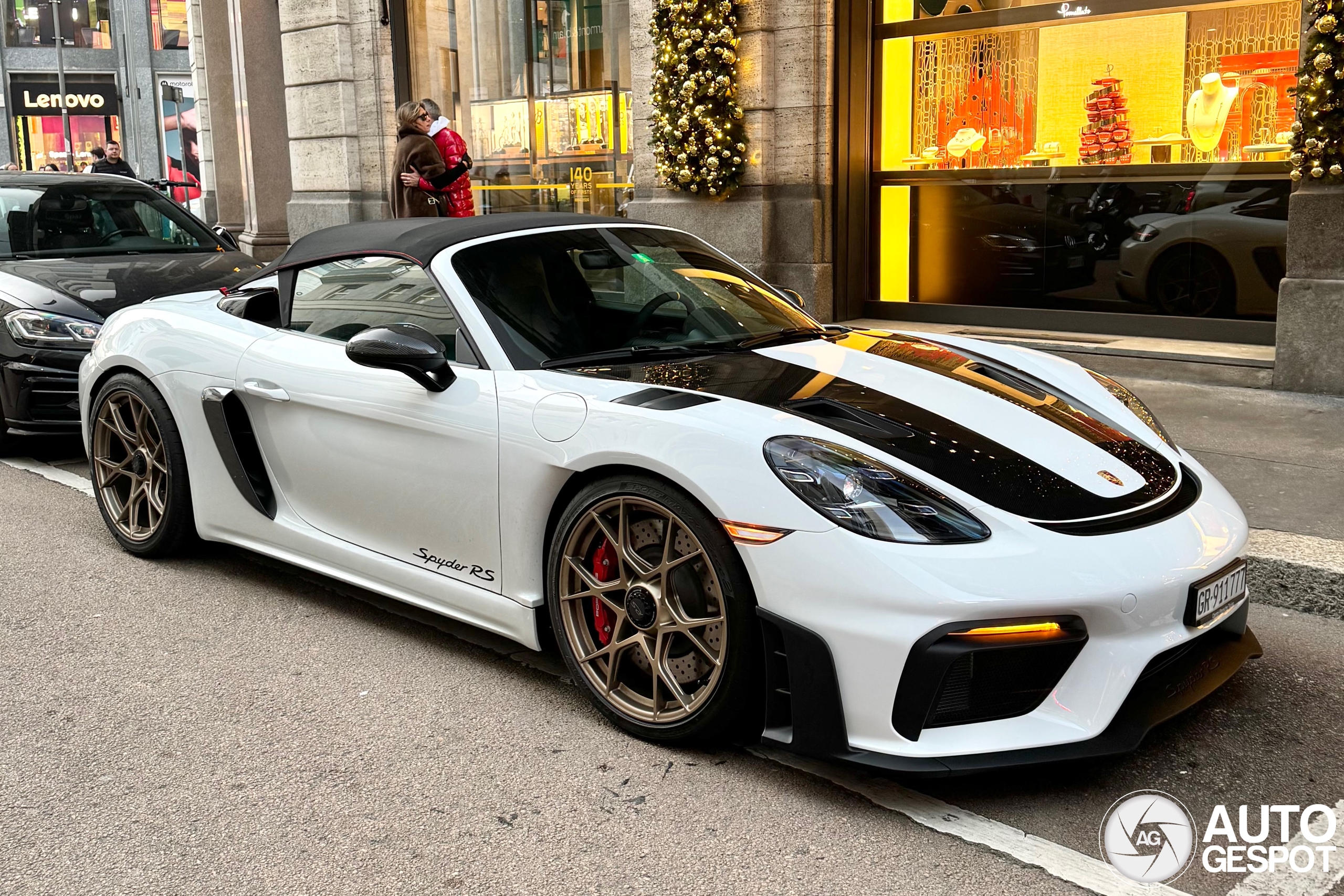 Porsche 718 Spyder RS Weissach Package