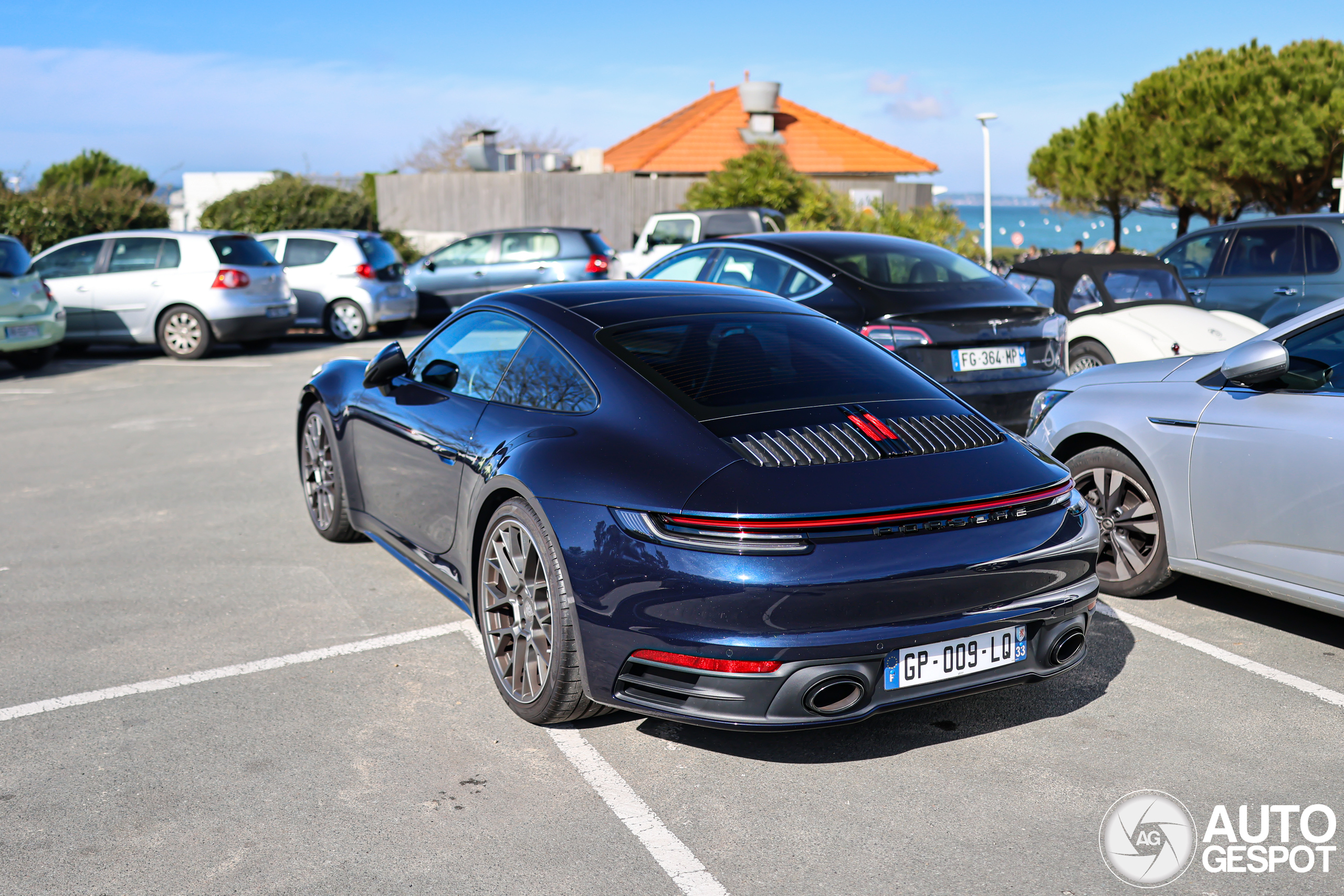 Porsche 992 Carrera 4S