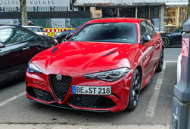 Alfa Romeo Giulia Quadrifoglio 2023