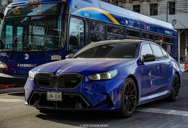 BMW M5 G90