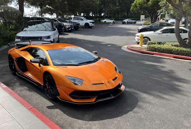 Lamborghini Aventador LP770-4 SVJ
