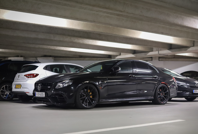 Mercedes-AMG E 63 S W213