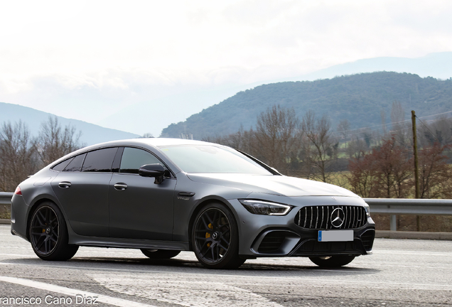 Mercedes-AMG GT 63 S X290