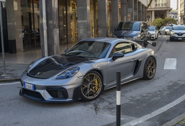 Porsche 718 Cayman GT4 RS Weissach Package