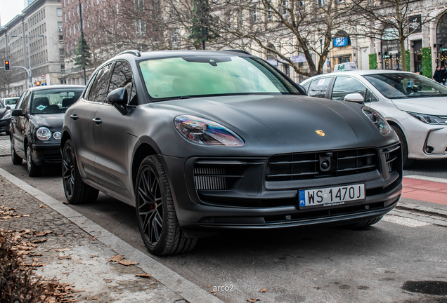 Porsche 95B Macan GTS MkIII
