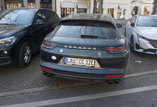 Porsche 971 Panamera Turbo S E-Hybrid Sport Turismo