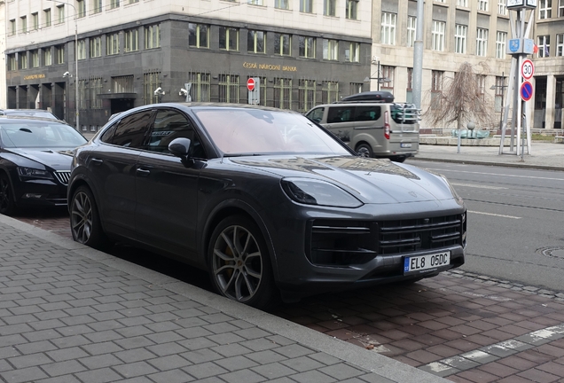 Porsche Cayenne Coupé Turbo E-Hybrid