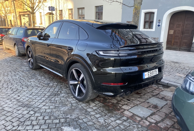 Porsche Cayenne Coupé Turbo E-Hybrid