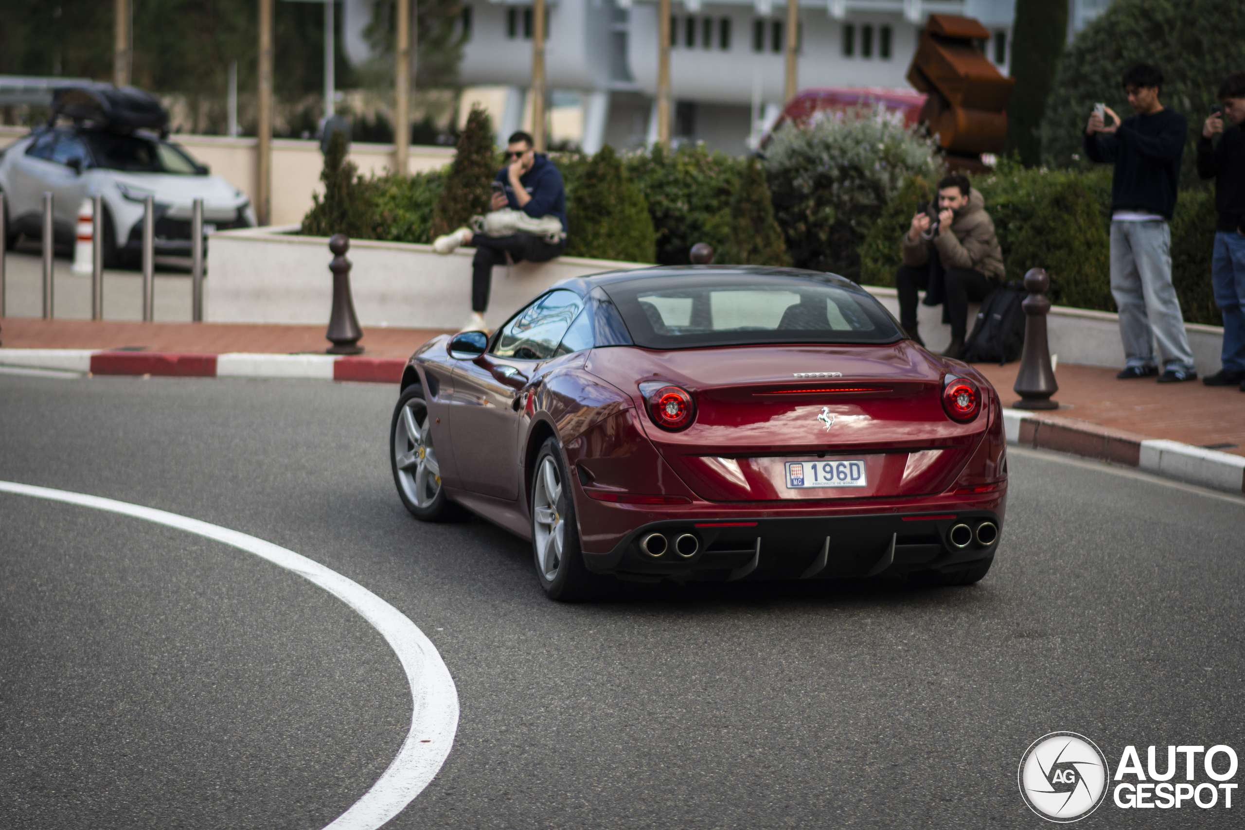 Ferrari California T
