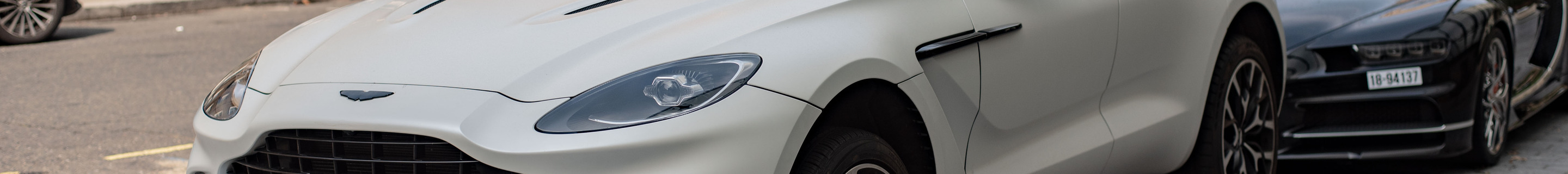 Aston Martin DBX