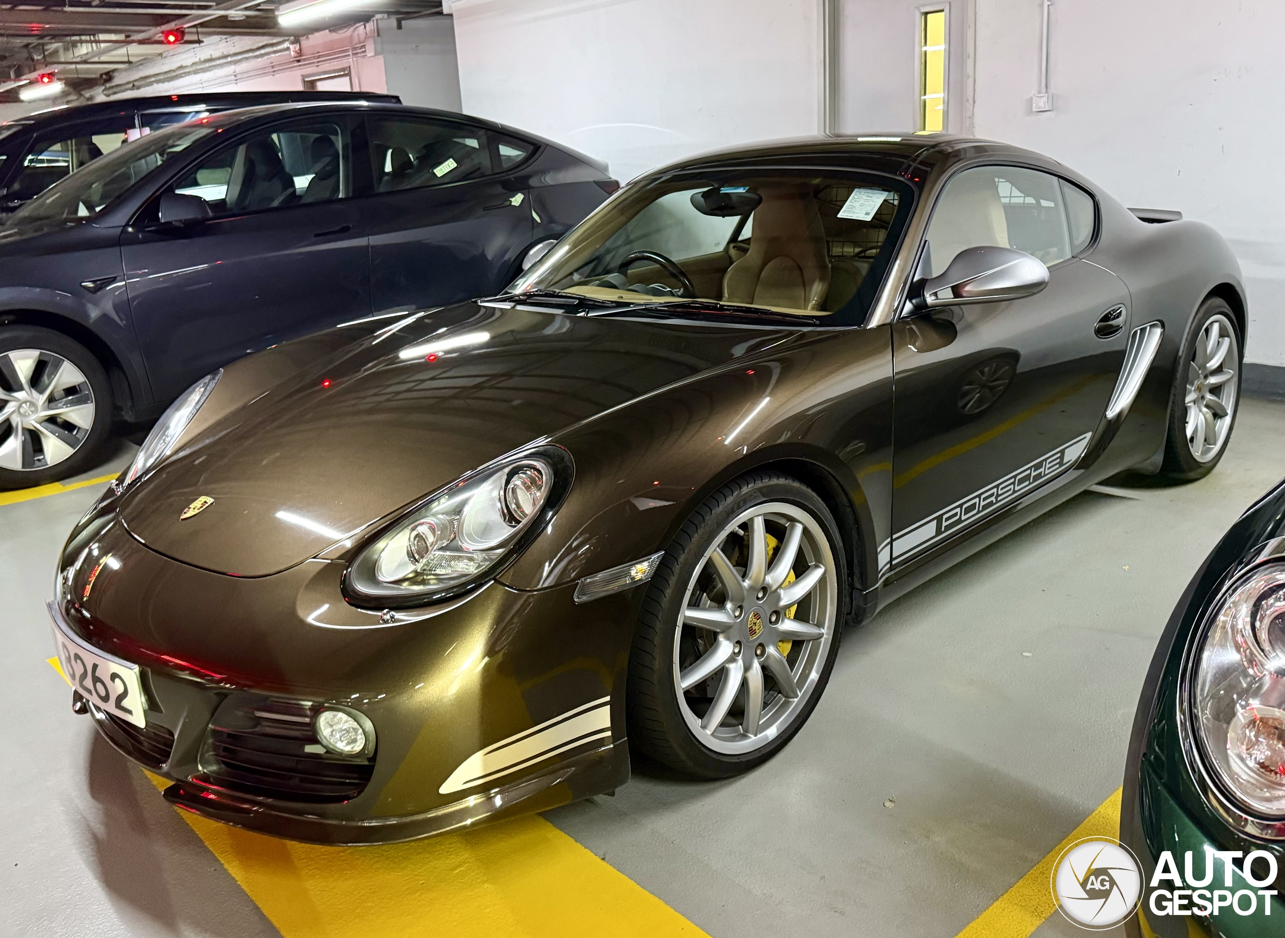 Porsche 987 Cayman R