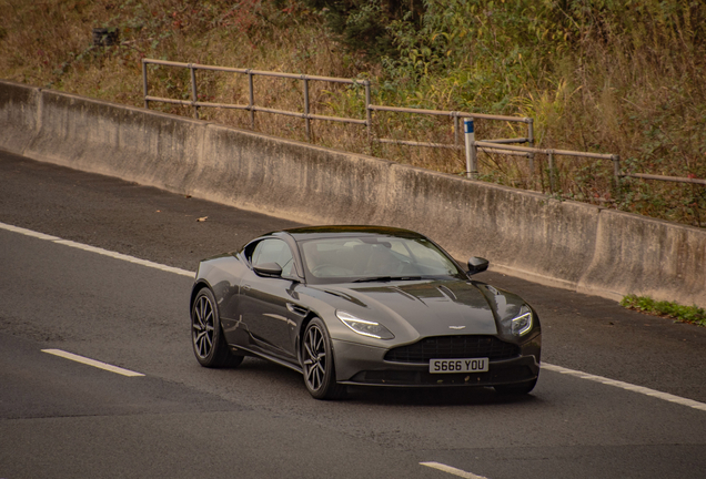 Aston Martin DB11