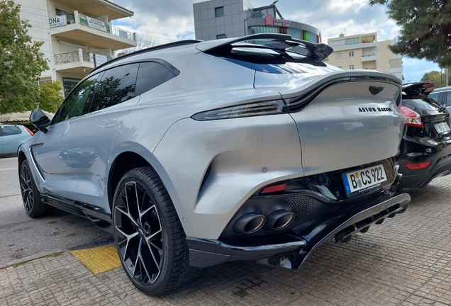 Aston Martin DBX707