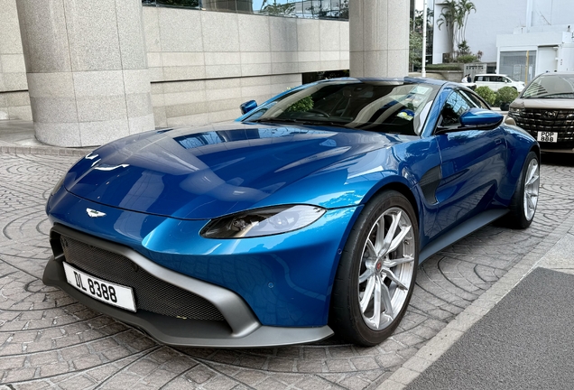 Aston Martin V8 Vantage 2018