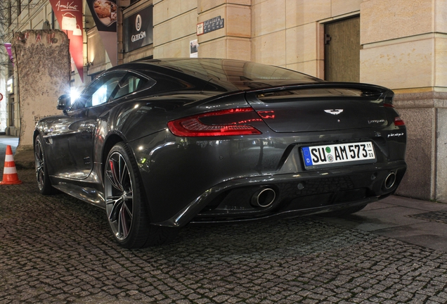 Aston Martin Vanquish 2013
