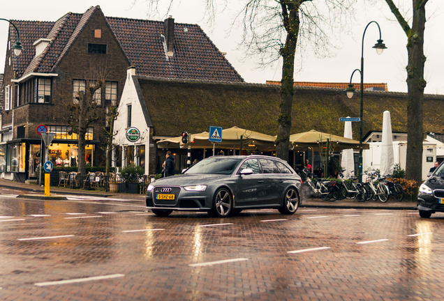 Audi RS4 Avant B8