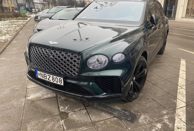 Bentley Bentayga EWB Mulliner
