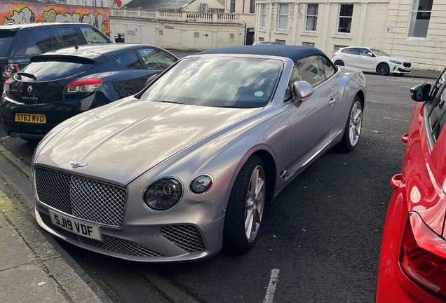 Bentley Continental GTC 2019