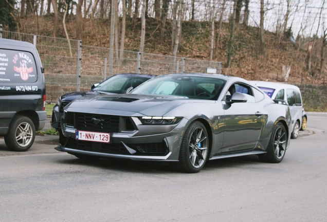 Ford Mustang Dark Horse 2024