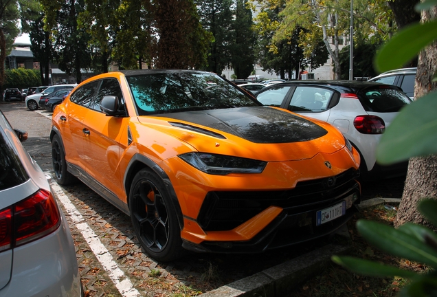Lamborghini Urus Performante
