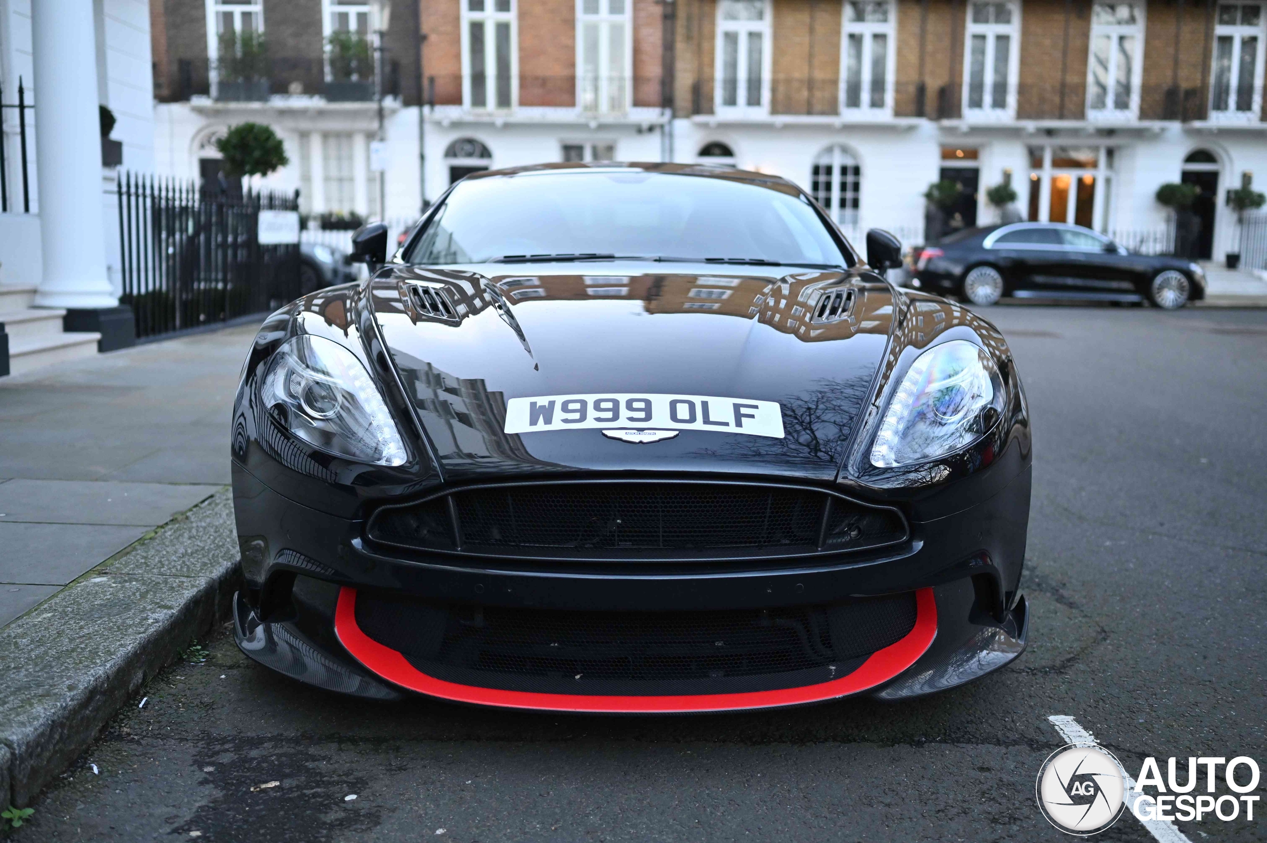 Aston Martin Vanquish S 2017