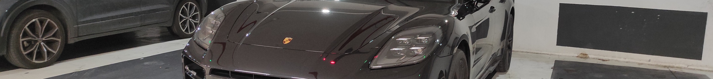 Porsche 972 Panamera GTS MkI