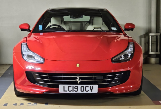 Ferrari GTC4Lusso