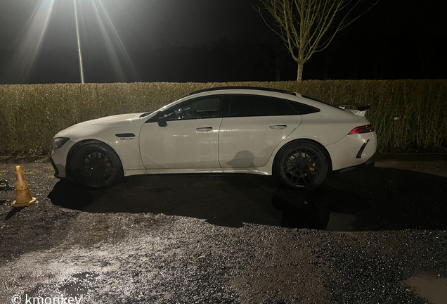 Mercedes-AMG GT 63 S X290