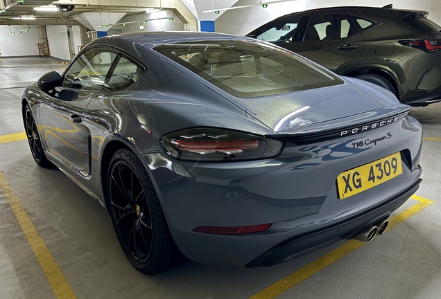 Porsche 718 Cayman S