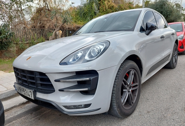 Porsche 95B Macan Turbo
