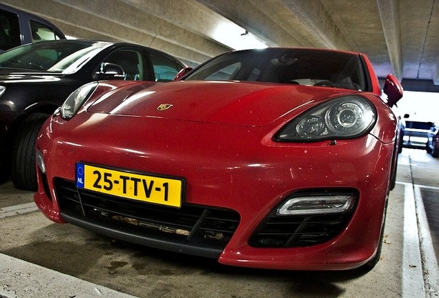 Porsche 970 Panamera GTS MkI