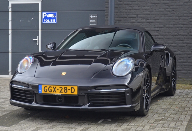 Porsche 992 Turbo S Cabriolet
