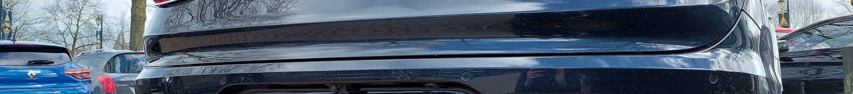 Bentley Bentayga Azure