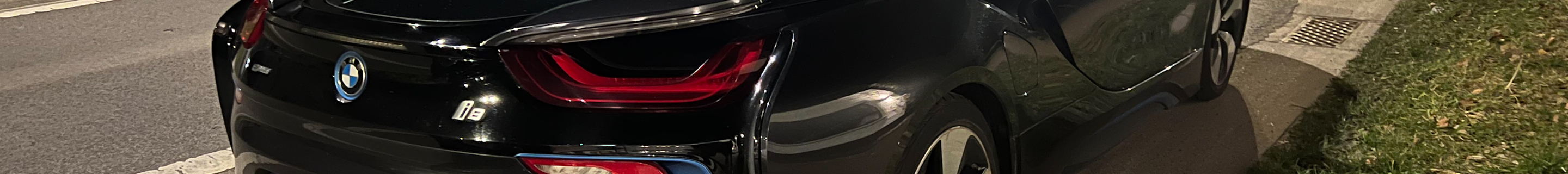 BMW i8