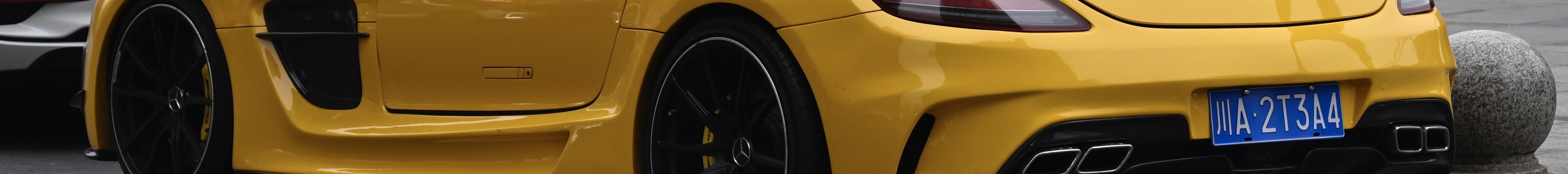 Mercedes-Benz SLS AMG