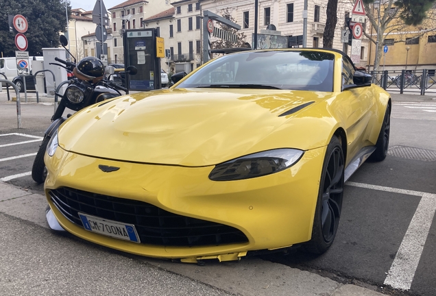 Aston Martin V8 Vantage Roadster 2020
