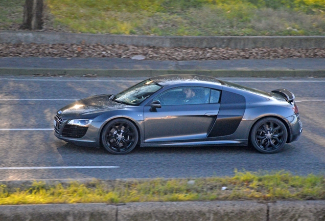 Audi R8 V10